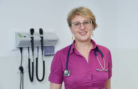 ד״ר אולחוב ז'אנה | רופאת משפחה וילדים במכבי שירותי בריאות ורופאת ספורט.